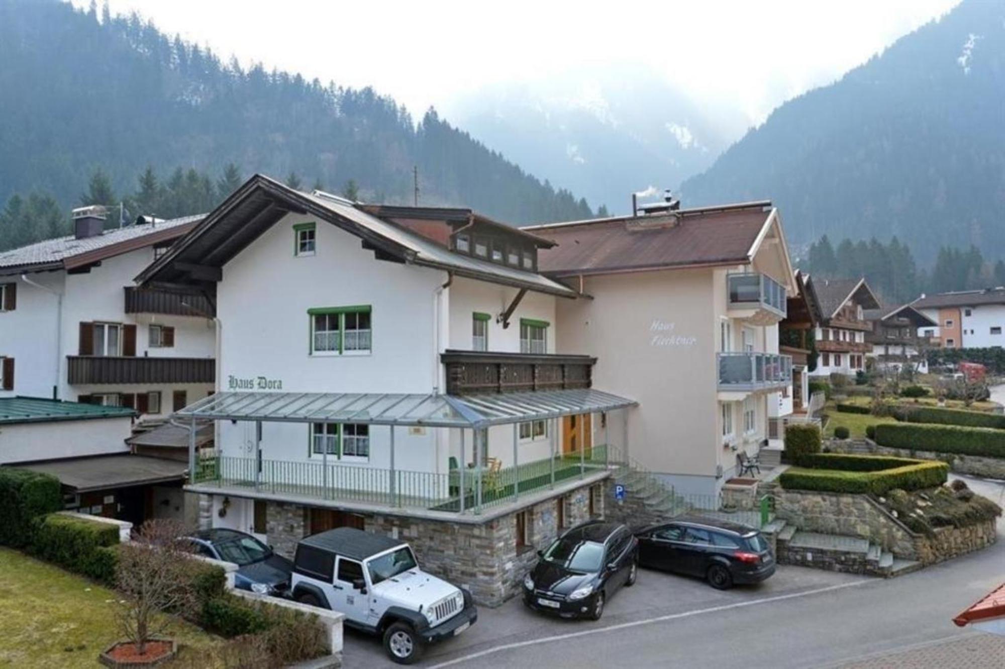 Haus Dora Apartment 2 Penken Mayrhofen Exteriér fotografie